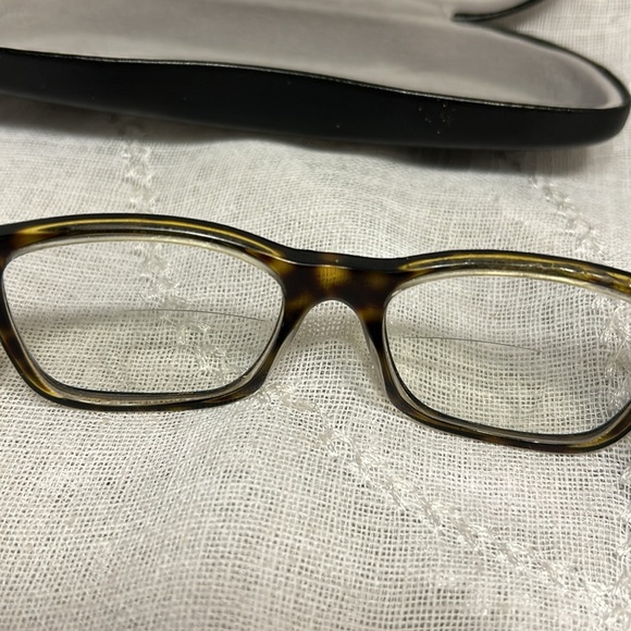 Ray-Ban frames with case - Picture 6 of 13
